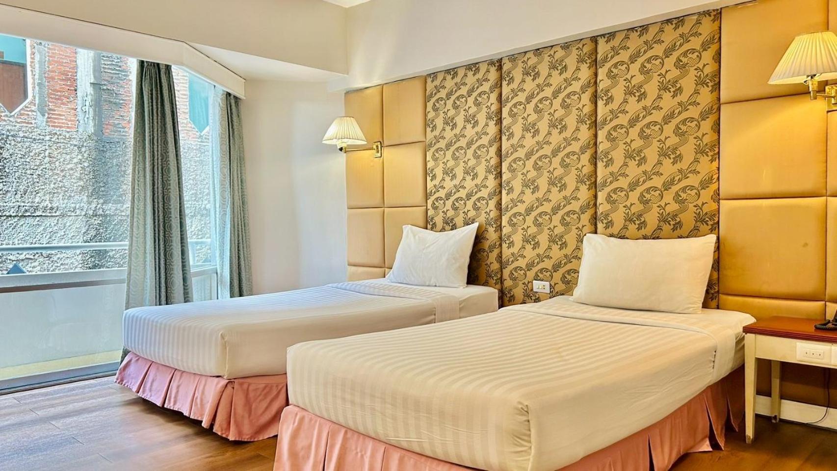 Ayothaya Riverside Hotel Ayutthaya Eksteriør bilde