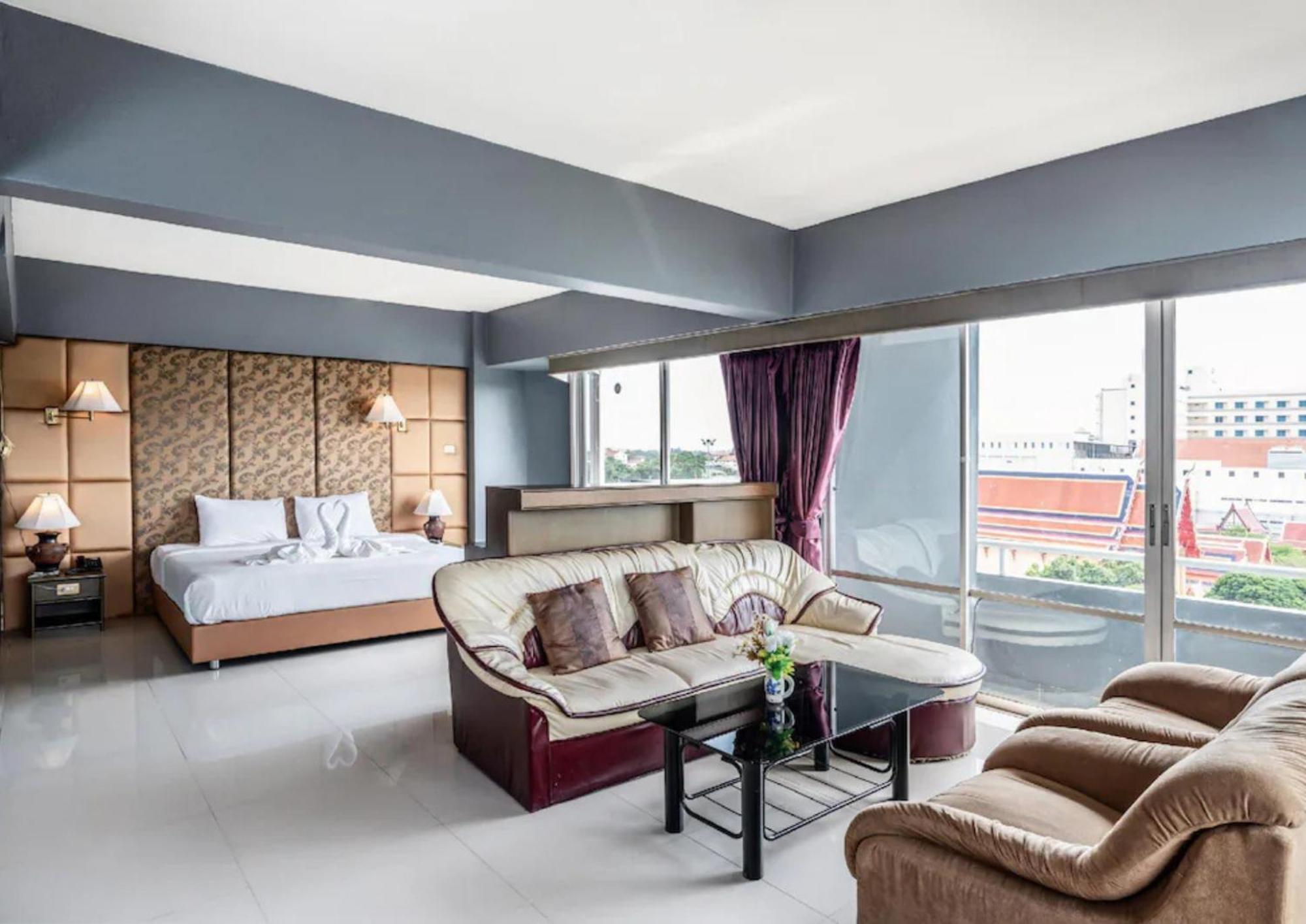 Ayothaya Riverside Hotel Ayutthaya Eksteriør bilde